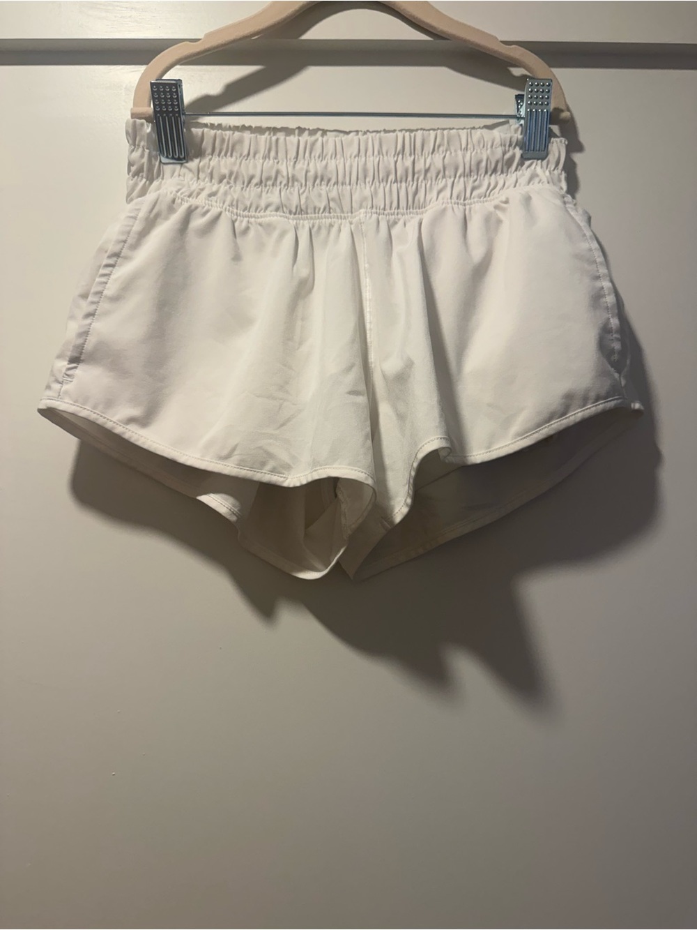 OFFLINE by aeire 2” Hot Stuff Short in White